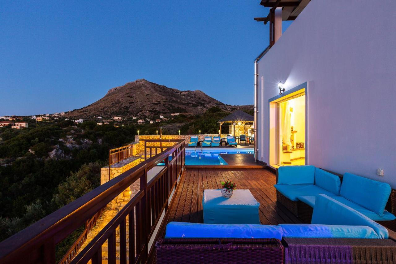 Ekaterini Vip Villa Plaka  Exterior photo